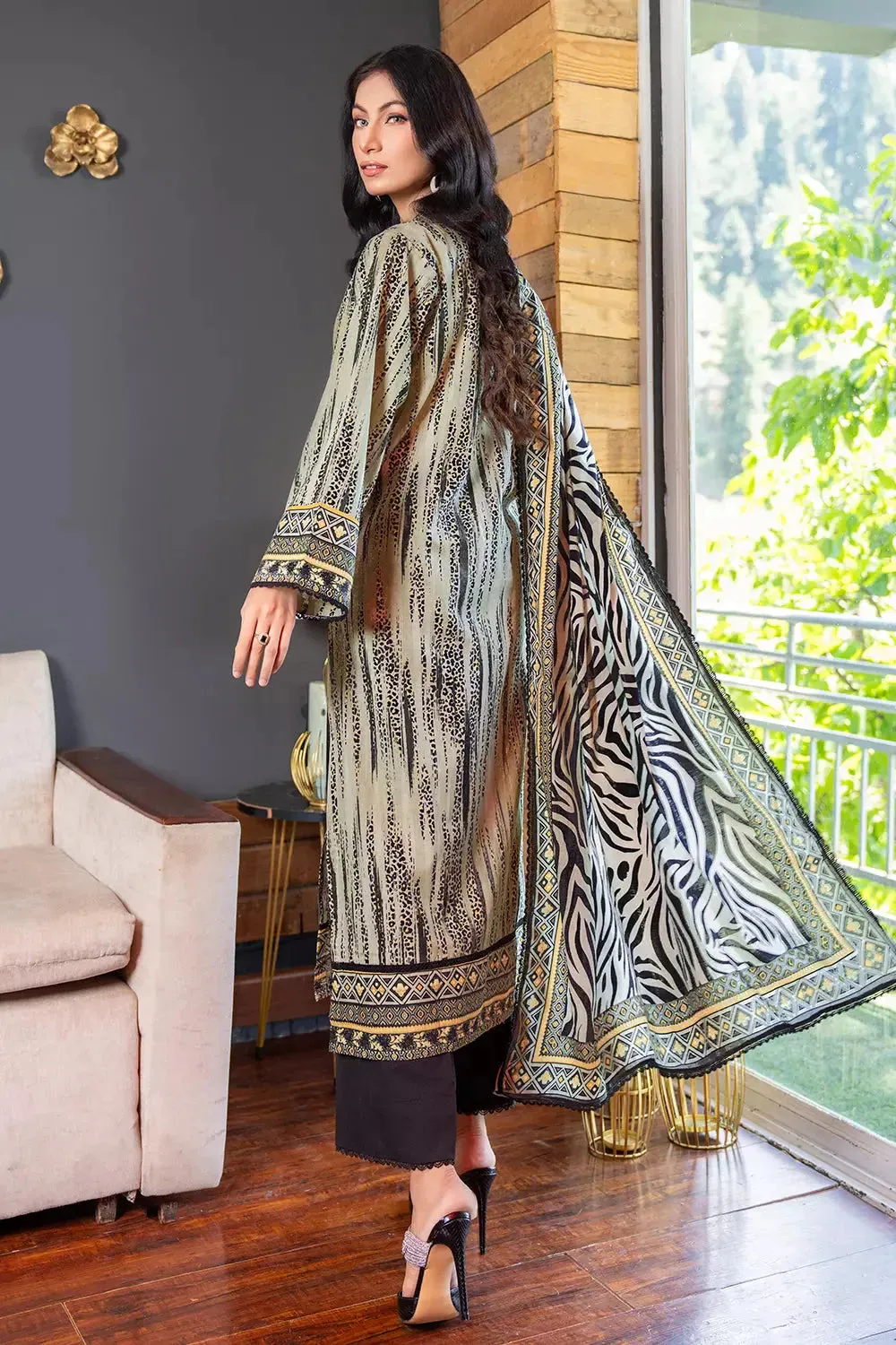 2PC Unstitched Printed Lawn Shirt and Dupatta KSD-2828
