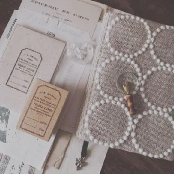 A Vintage Tag Rubber Stamp