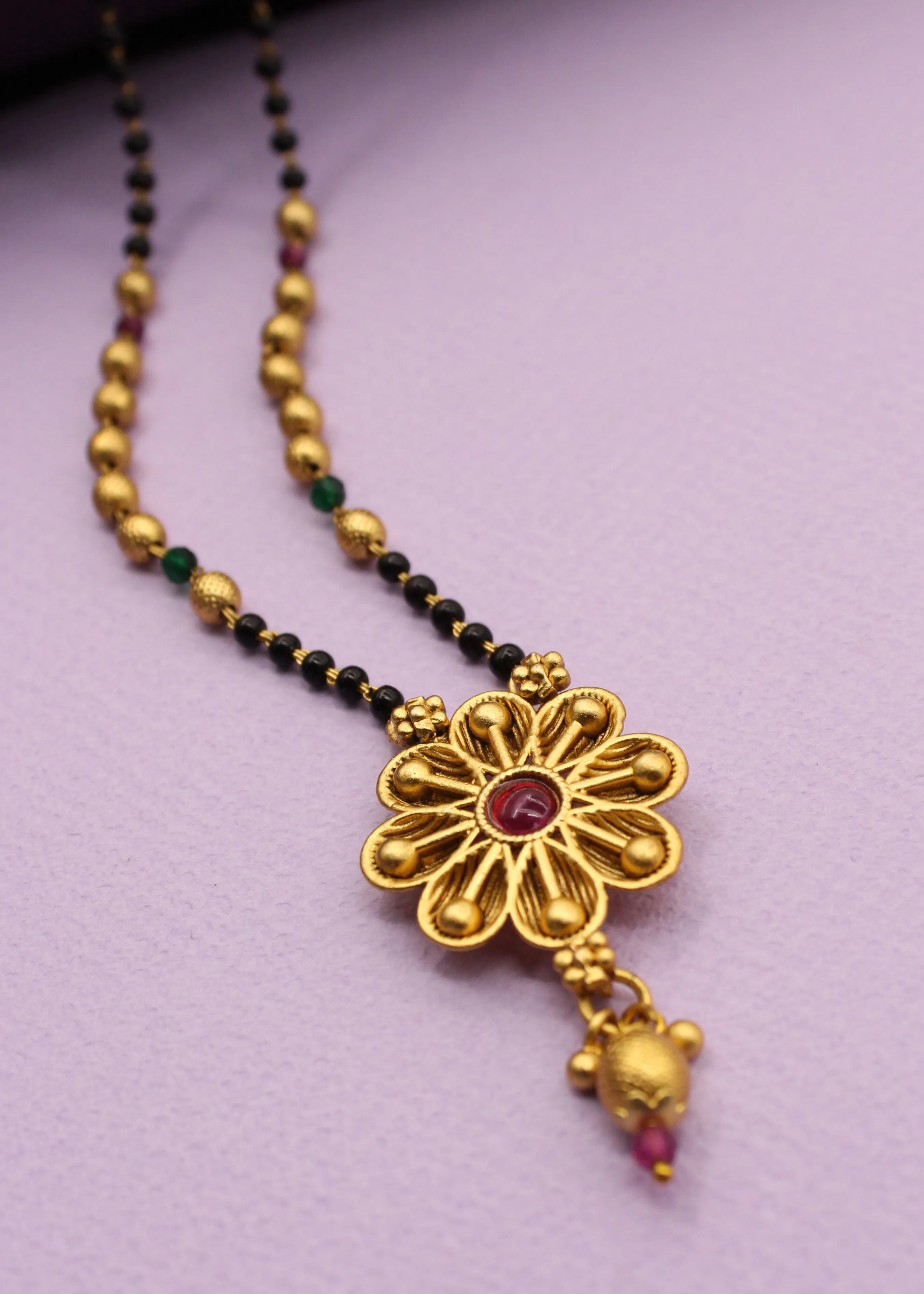 BEAUTEOUS FLORAL AHILYA MANGALSUTRA