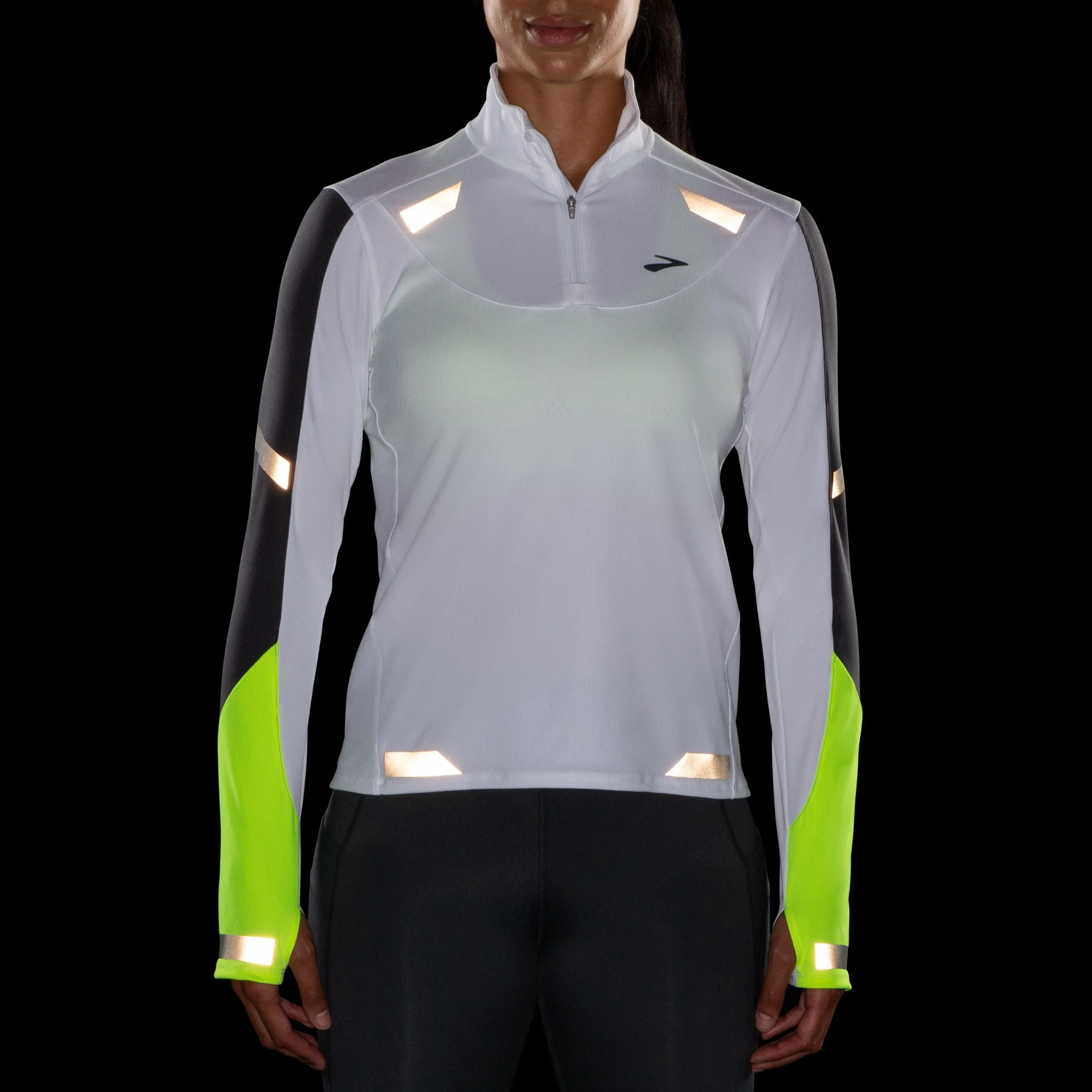 Brooks Women's Run Visible 1/2 Zip