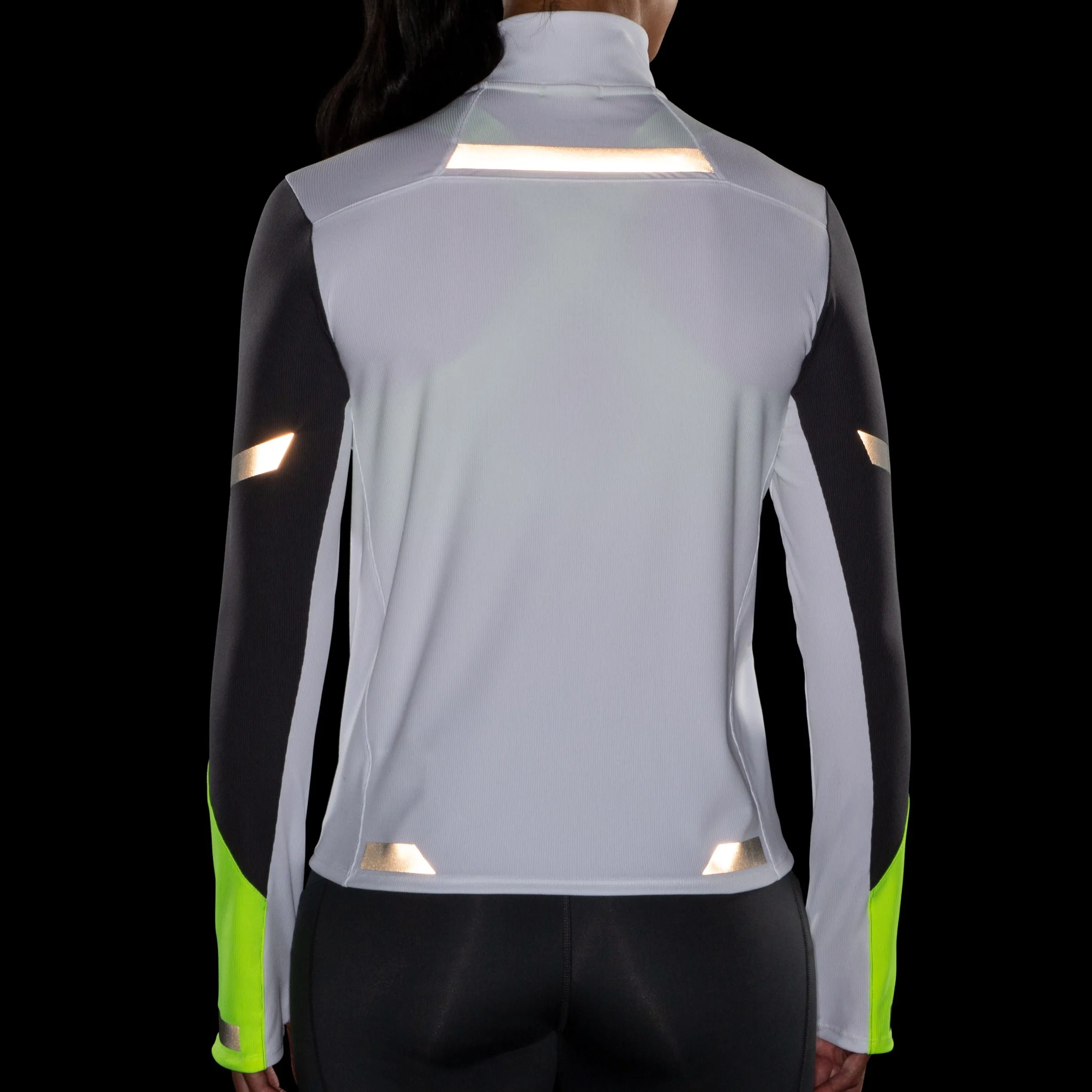 Brooks Women's Run Visible 1/2 Zip