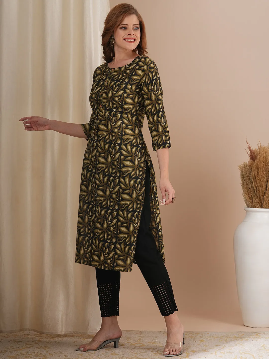 Ethnic Floral Printed & Kantha Embroidered Straight Fit Kurta - Black