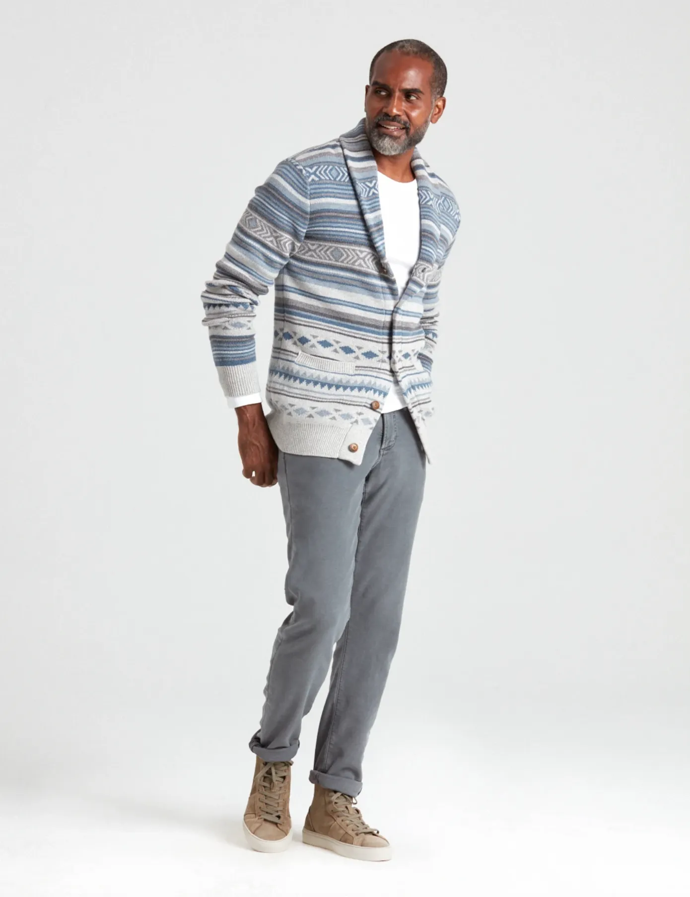 Faherty Heritage Motif Cozy Cardigan for Ultimate Comfort and Style