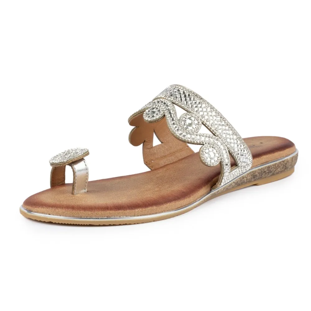 Lunar JLH265 SL Lynn Silver Toe Loop Sandal