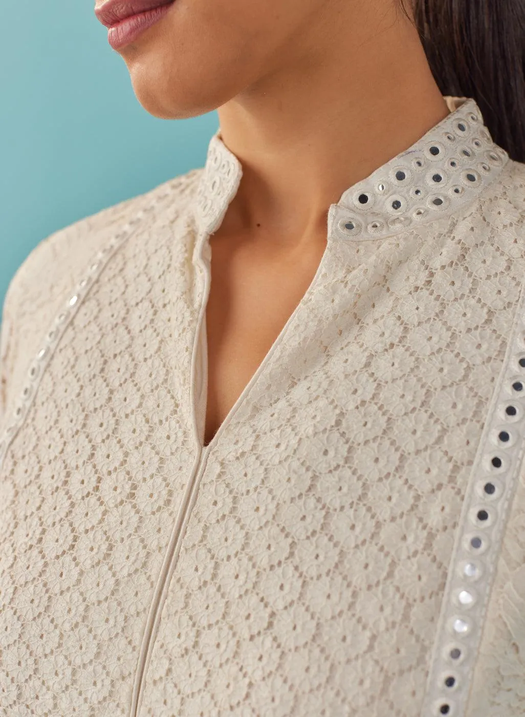 Mirror Work Ivory Kurta with Floral Motifs