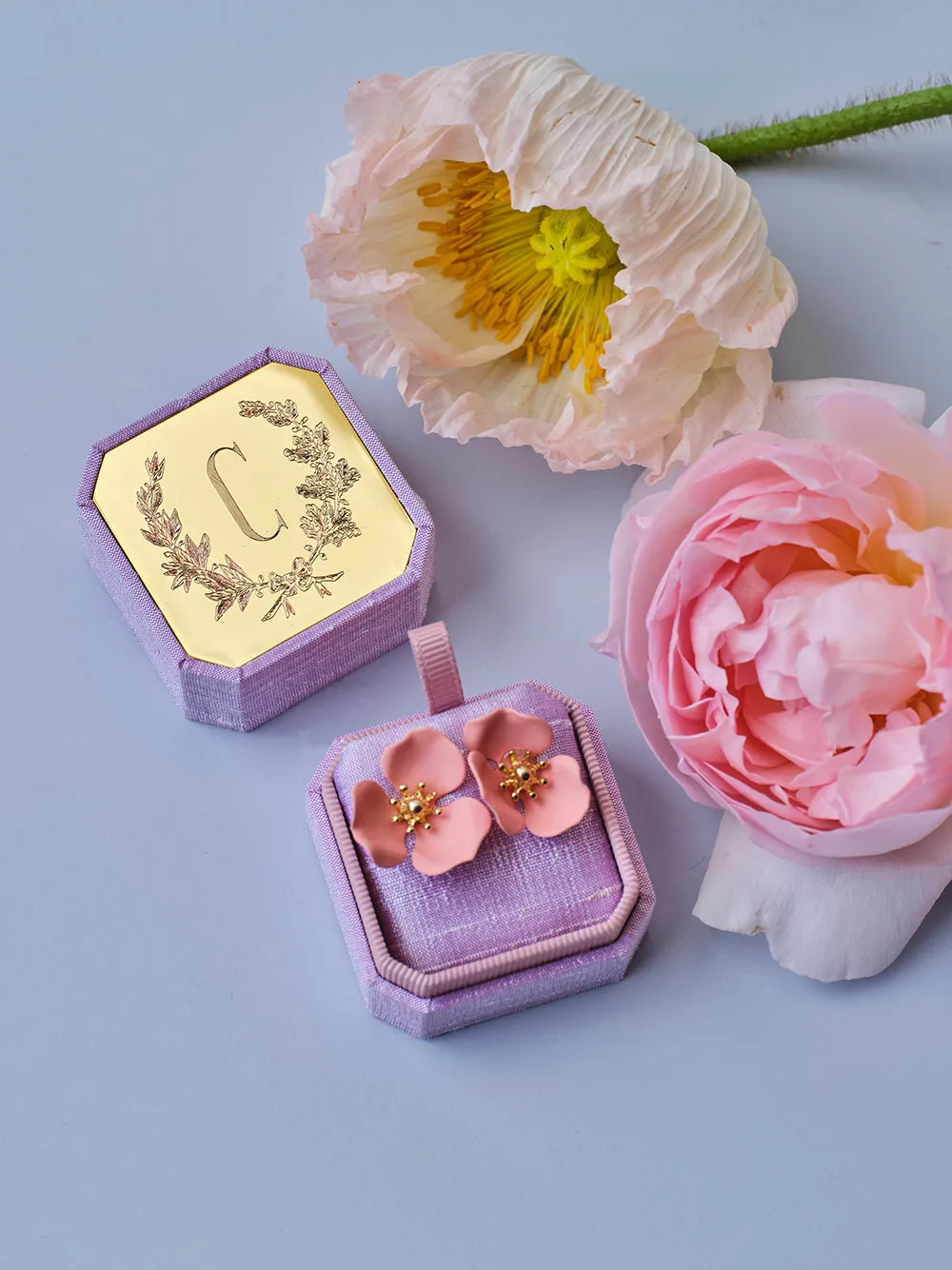 The Lucy earrings box